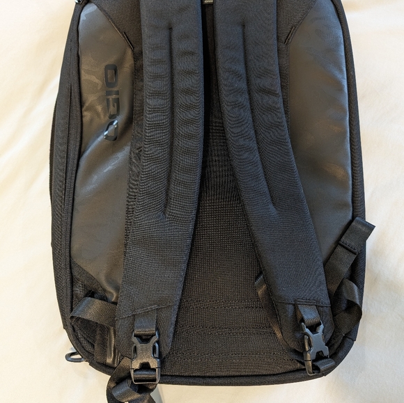 OGIO Convert Pack - Picture 4 of 8